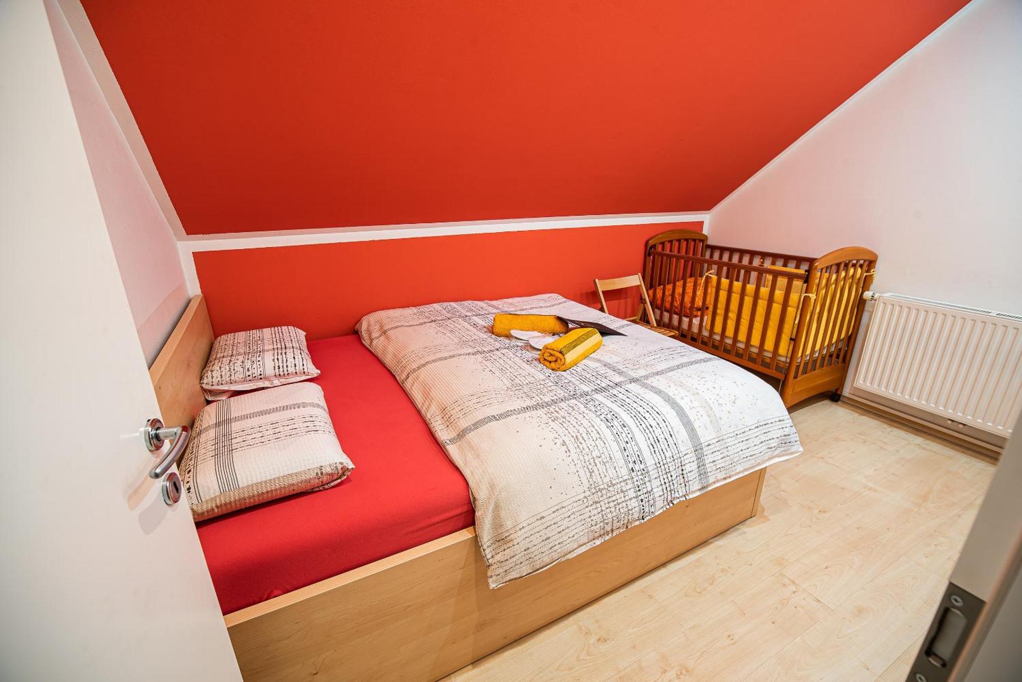 Lux Living Apartments Budic Near Terme Catez Brežice Zimmer foto