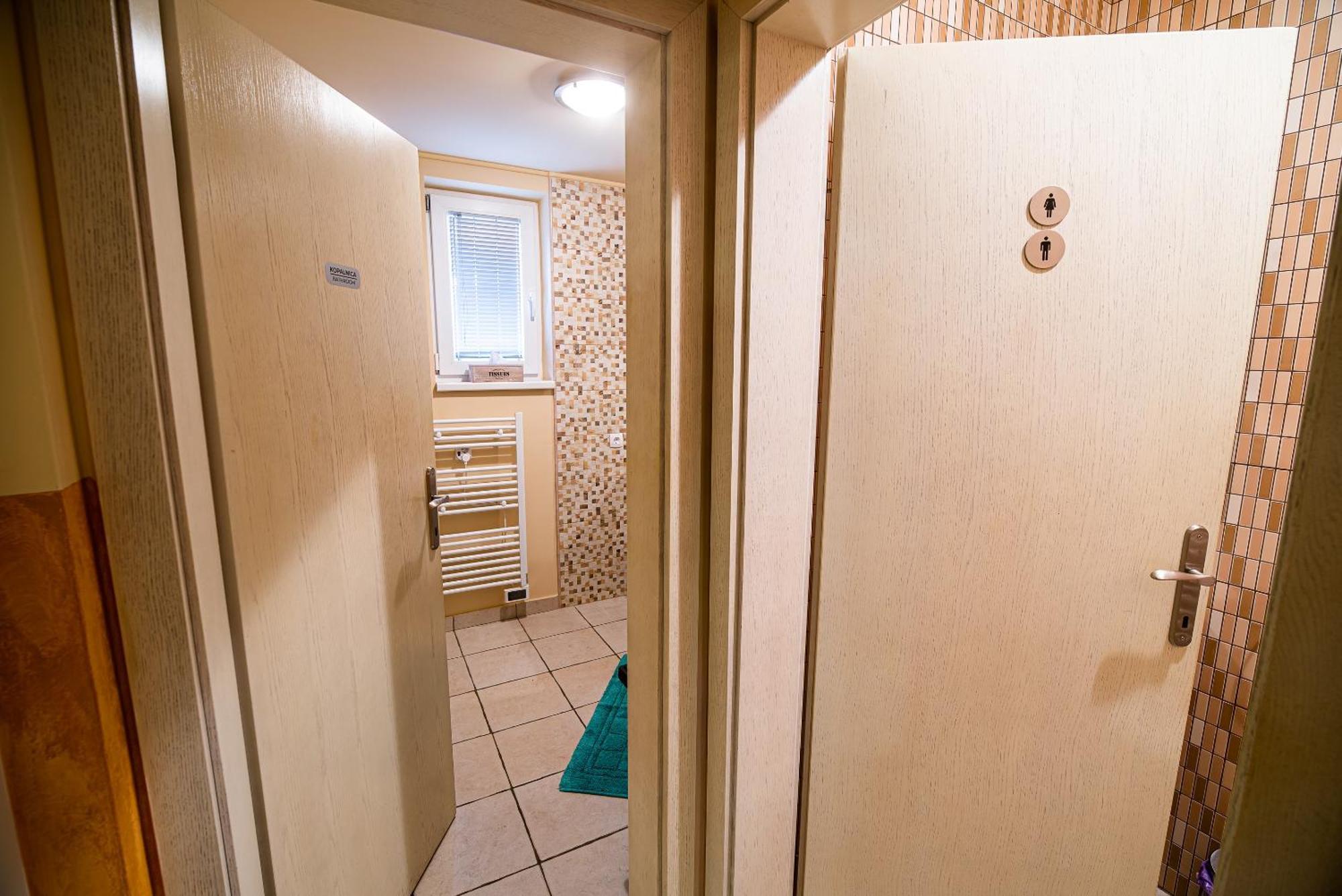 Lux Living Apartments Budic Near Terme Catez Brežice Zimmer foto