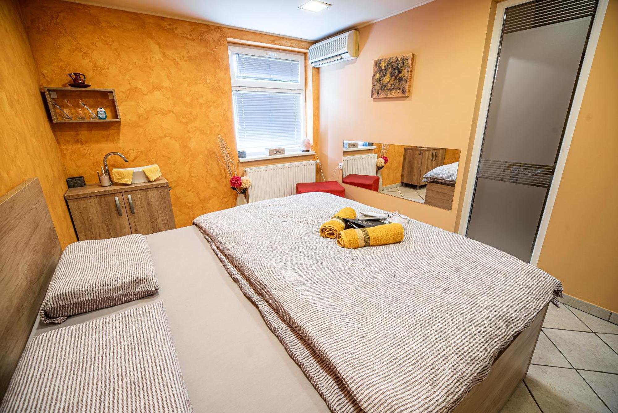 Lux Living Apartments Budic Near Terme Catez Brežice Zimmer foto